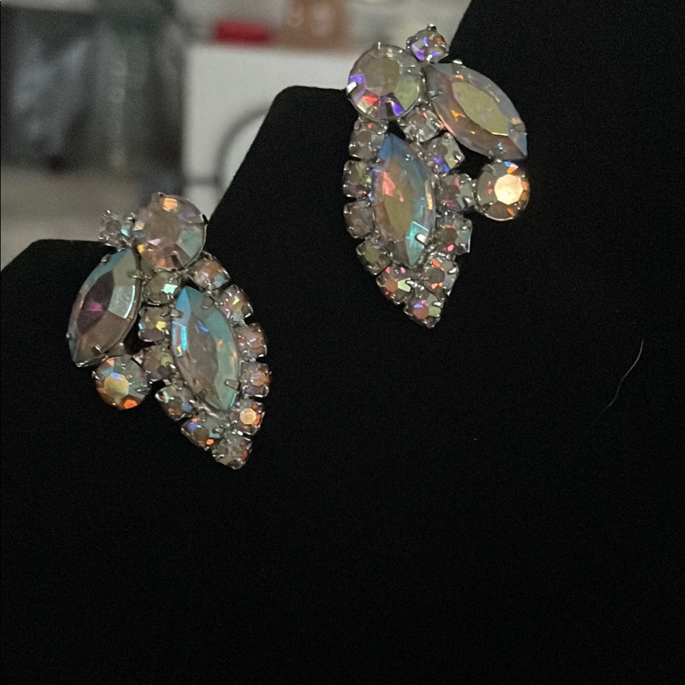 Vintage Weiss AB clip on earrings